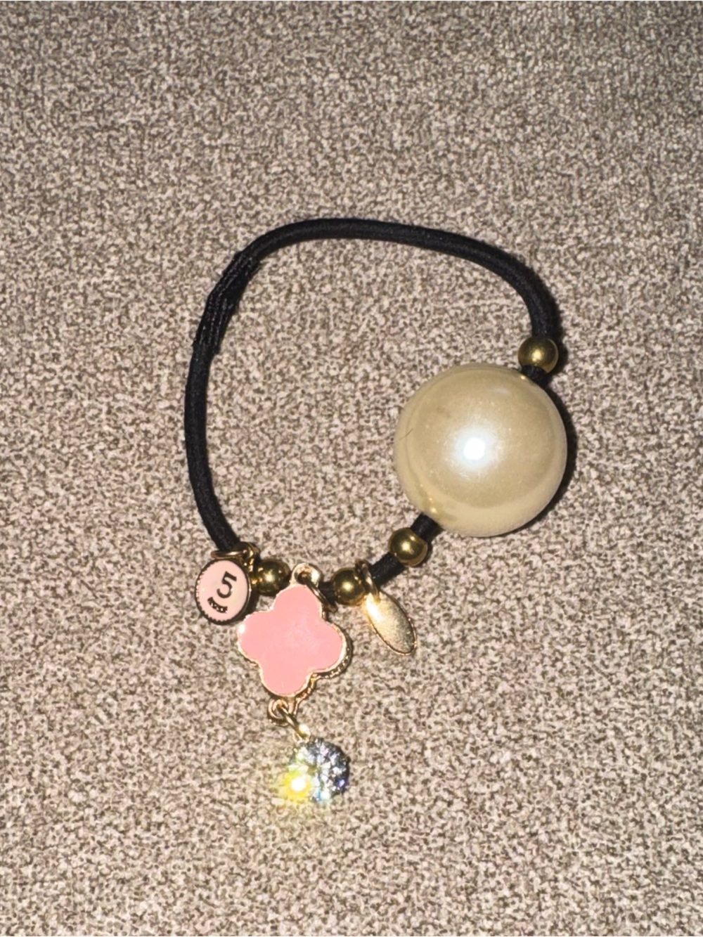 Women Accessories Pink Charm Elastic Hair Tie with Pearl Accent ~ Never worn